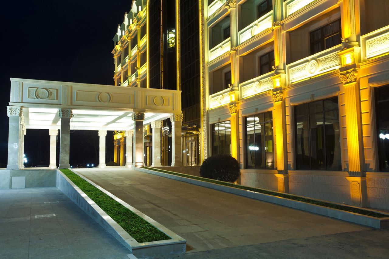 Ayan Palace Hotel Tovuz Buitenkant foto