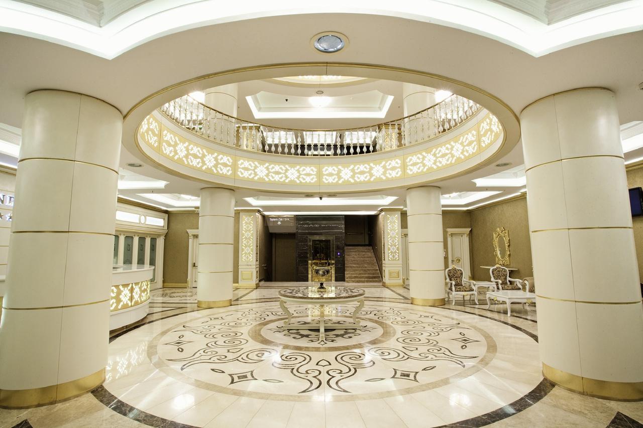 Ayan Palace Hotel Tovuz Buitenkant foto