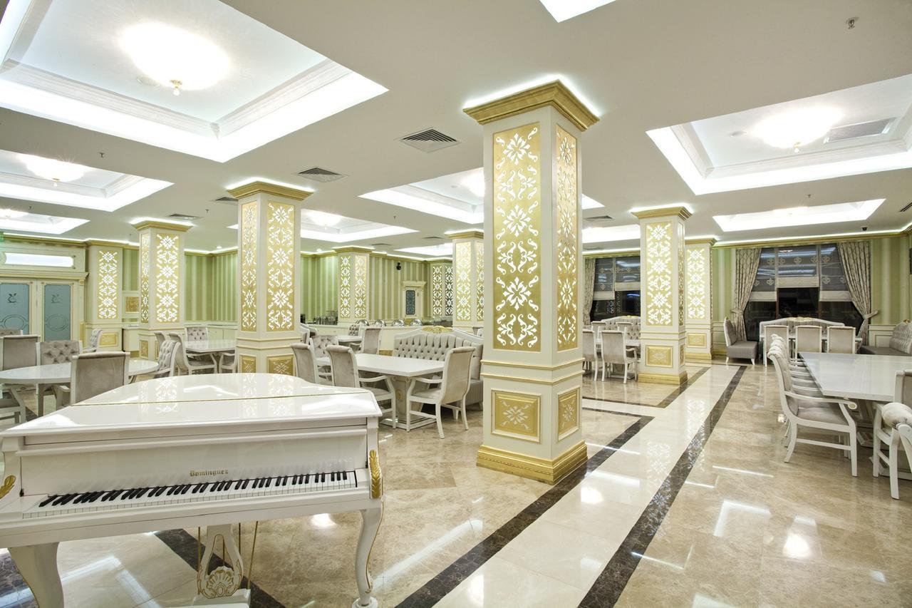 Ayan Palace Hotel Tovuz Buitenkant foto