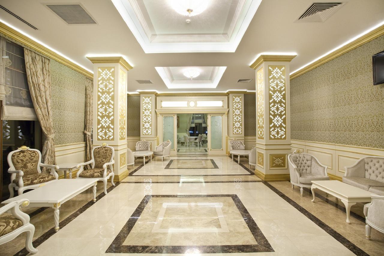 Ayan Palace Hotel Tovuz Buitenkant foto
